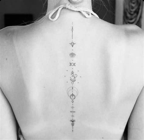 tatouage femme colonne vertébrale|Tatouage colonne vertébrale : les 50 plus beaux。